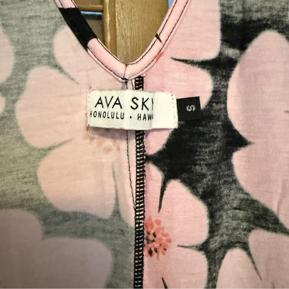 Ava Sky Jumper Melody in Black Floral Burst print — Size S - Picture 3 of 6
